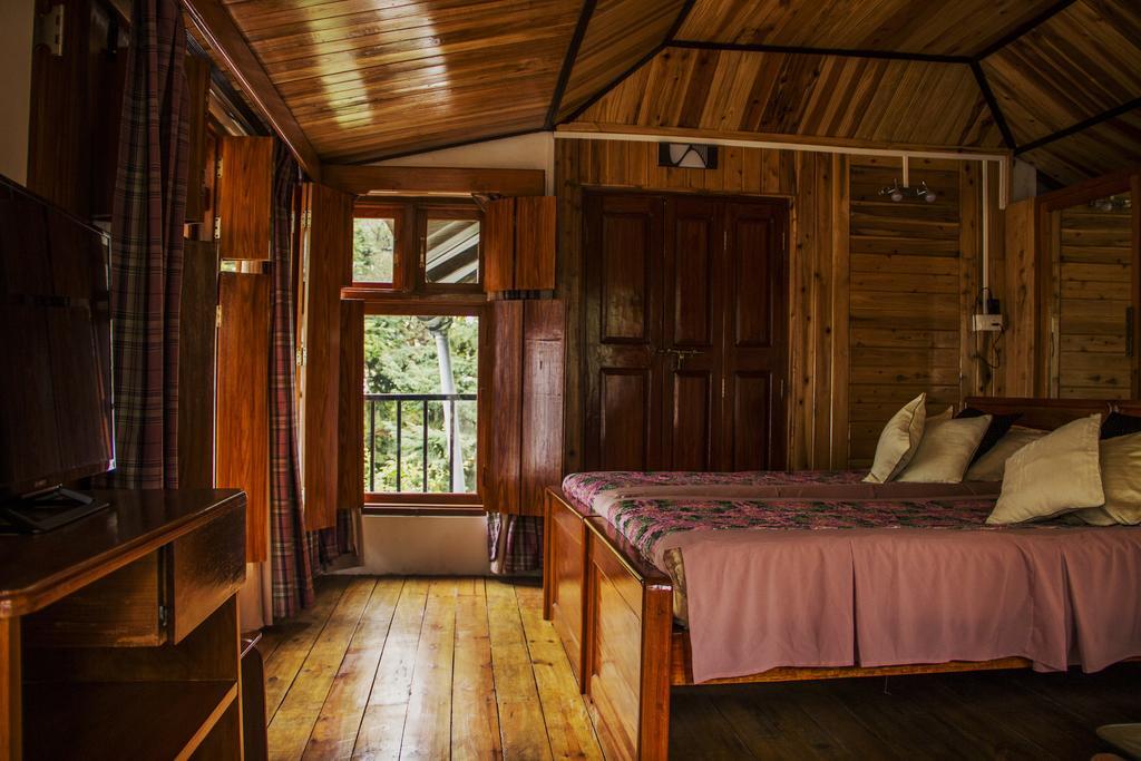 Ken And Twill Guest House Шиллонг Экстерьер фото
