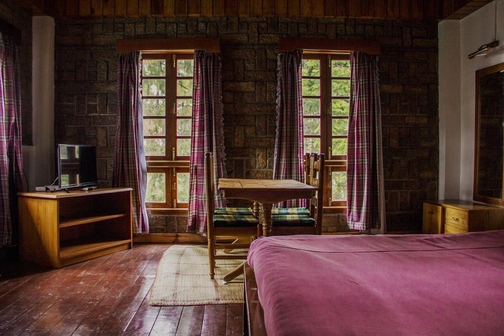 Ken And Twill Guest House Шиллонг Экстерьер фото