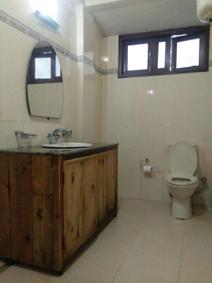 Ken And Twill Guest House Шиллонг Экстерьер фото